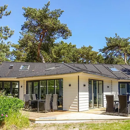 Gorgeous In With Kitchen Holiday home *